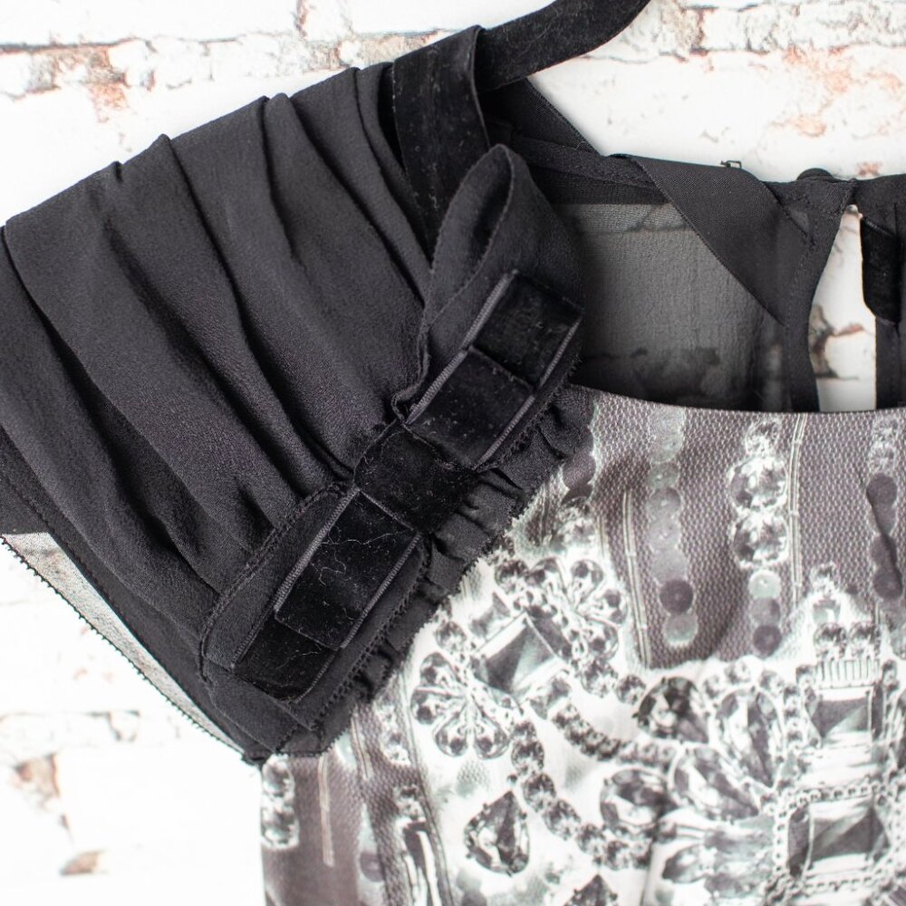 NEW Karen Millen Silk Gray Black Diamond Print Velvet Bow Cutout Mini Dress 4 - Picture 3 of 10